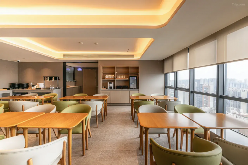 Xianze Hotel (Guangzhou North Railway Station Huadu Auto City Metro Station Branch) 27/40