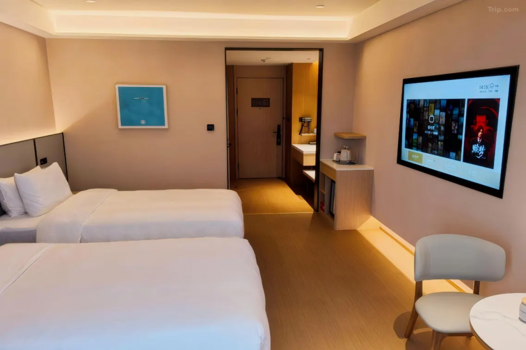 Xianze Hotel (Guangzhou North Railway Station Huadu Auto City Metro Station Branch) 11/40