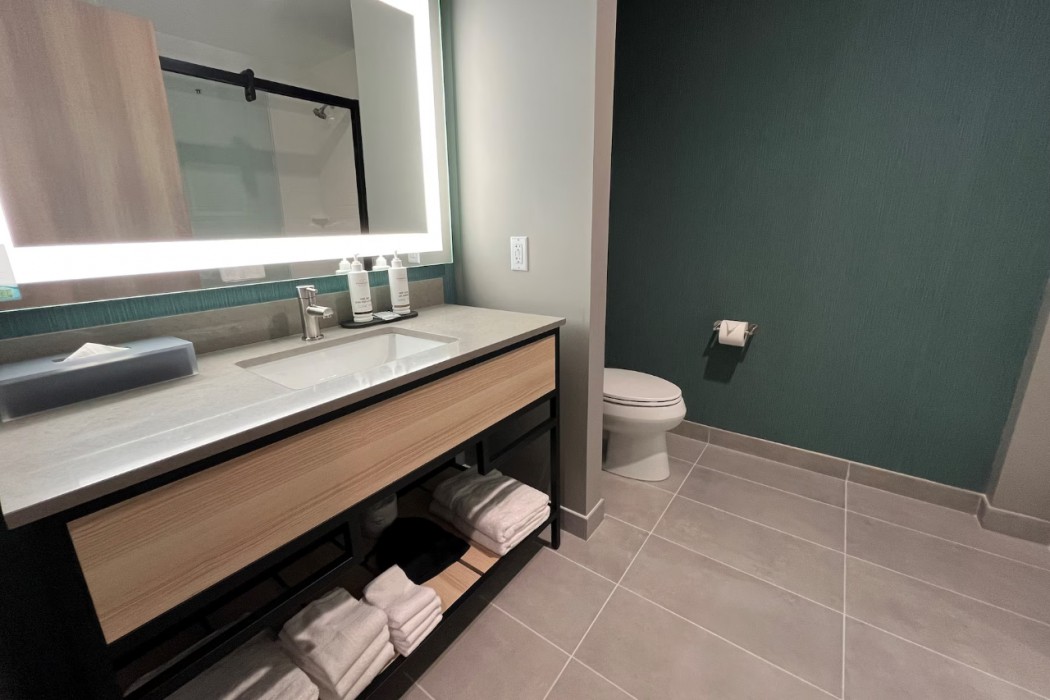 La Quinta Inn and Suites by Wyndham Leavenworth 18/60