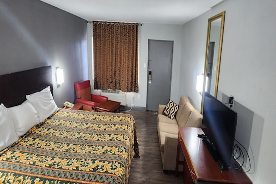 Eagle Inn by Hotel O Richmond Midlothian Turnpike 12/26