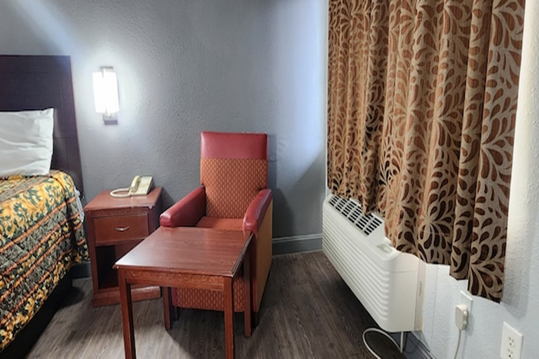 Room at Eagle Inn by Hotel O Richmond Midlothian Turnpike, RICHMOND - VA