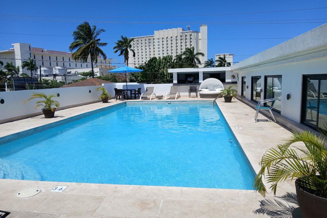 Sago Palm Hotel 30/68