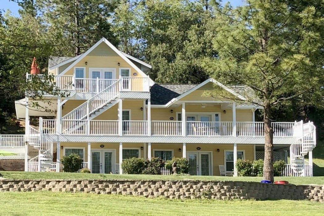 Blackberry Inn Yosemite in Groveland - CA