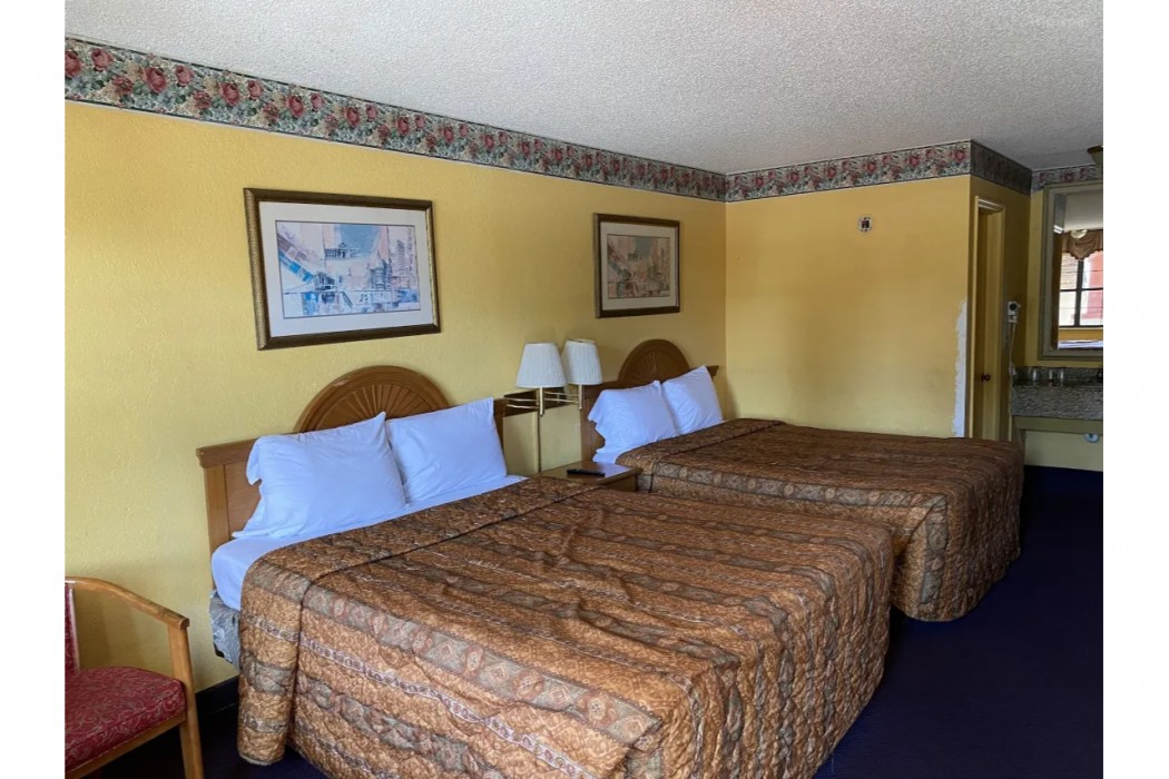 Budget Inn of Jasper 8/27