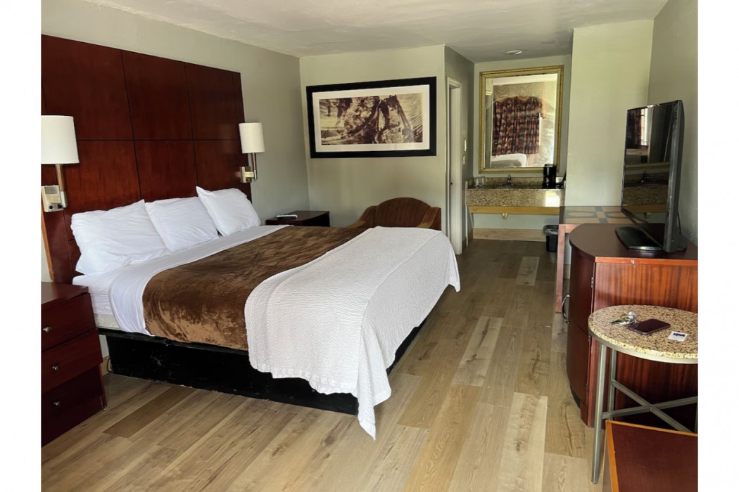 Budget Inn of Jasper 7/27