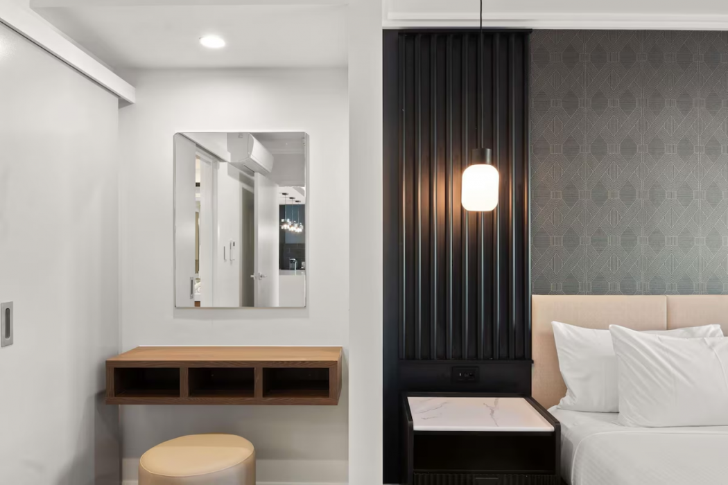 The Sebel Darling Harbour the Pinnacle 10/33