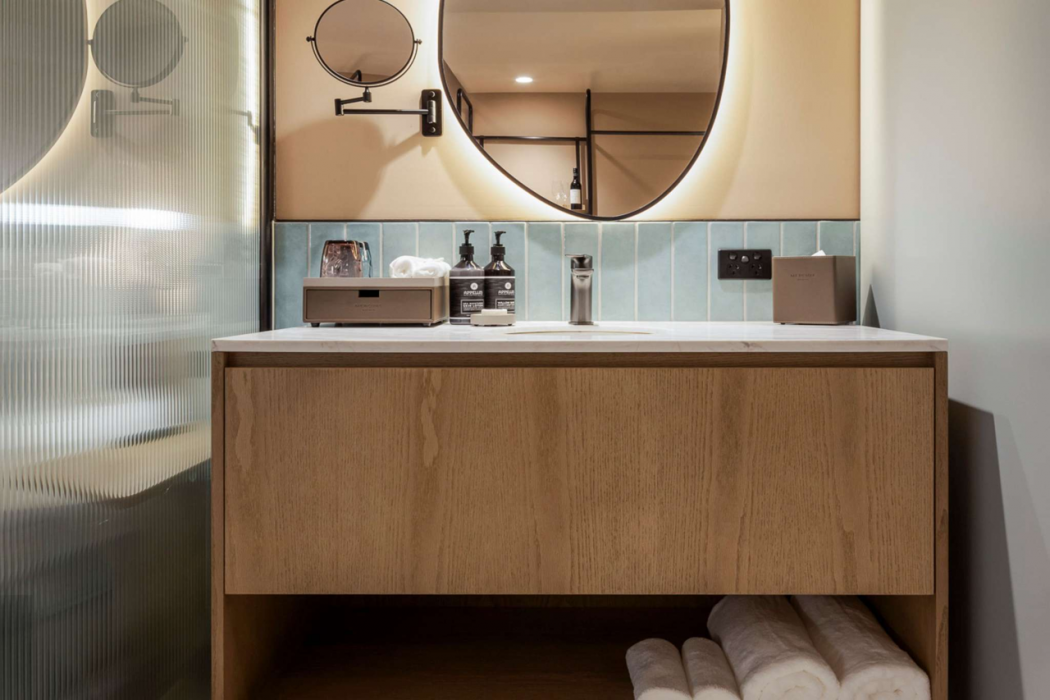 Mercure Melbourne La Trobe Street 11/51