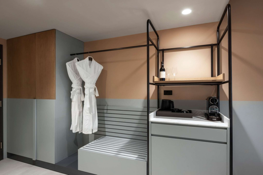 Mercure Melbourne La Trobe Street 12/51