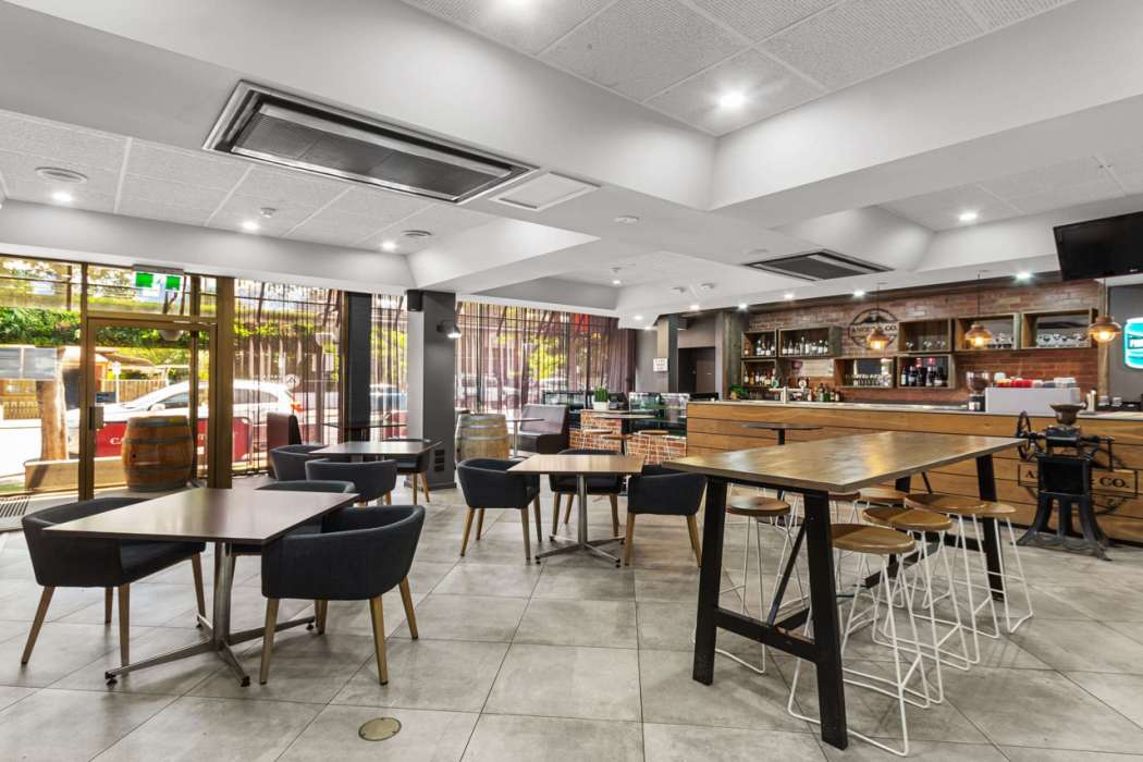 Mantra Meridien Adelaide 23/53