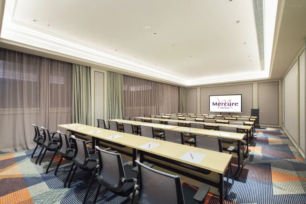 Mercure Hainan Sanya Bay 23/35