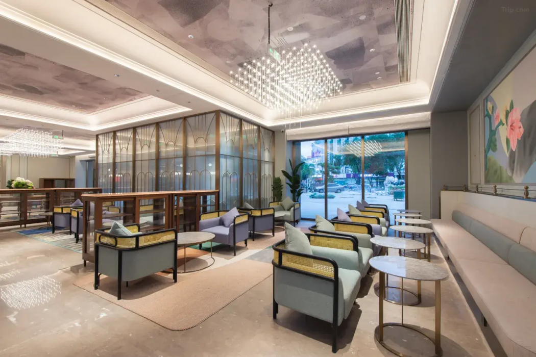 Mercure Hainan Sanya Bay 22/35