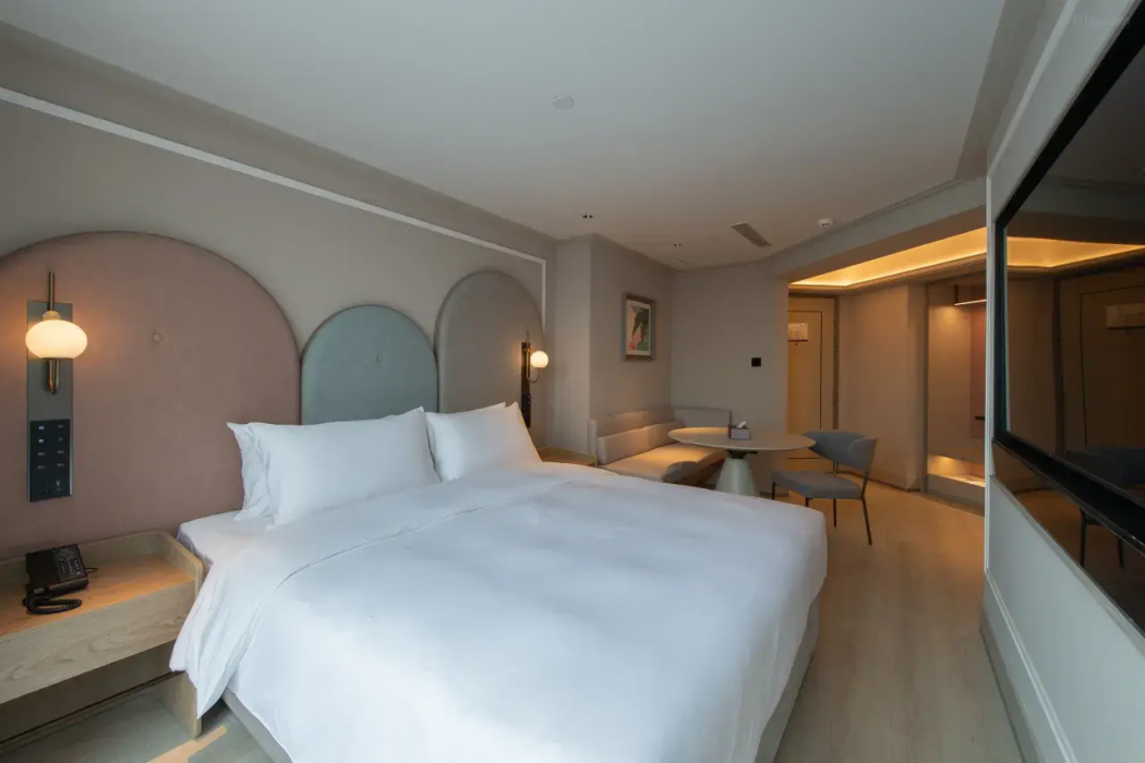 Mercure Hainan Sanya Bay 6/35