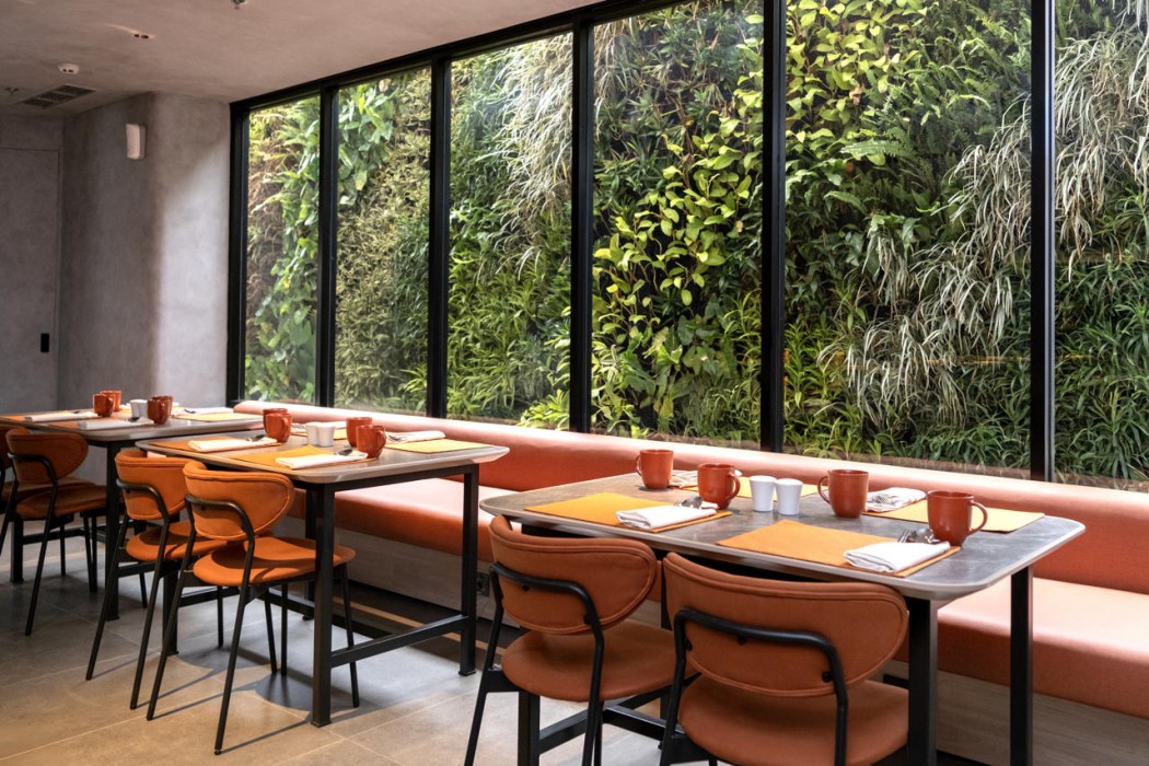 TMG Hotel Tebet Jakarta 72/84
