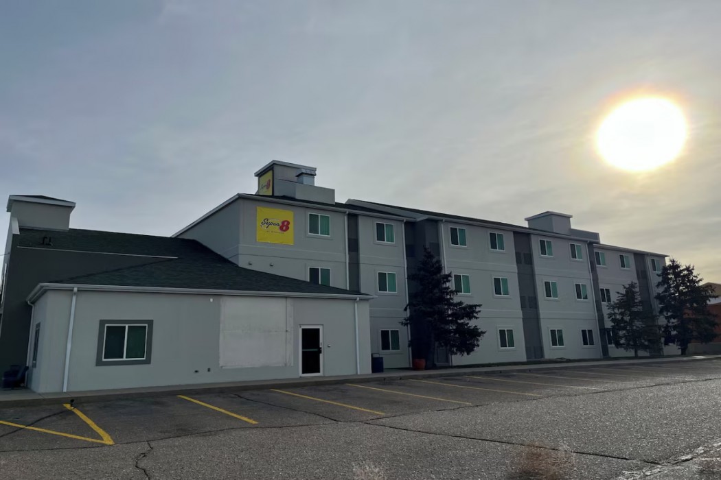 Super 8 by Wyndham Sidney NE 2/14