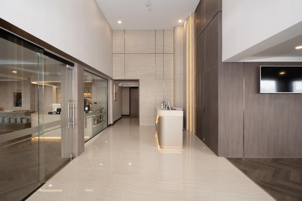 Lobby at SureStay Plus by Best Western Ramkhamhaeng Airport Rail Link Bangkok, BANGKOK