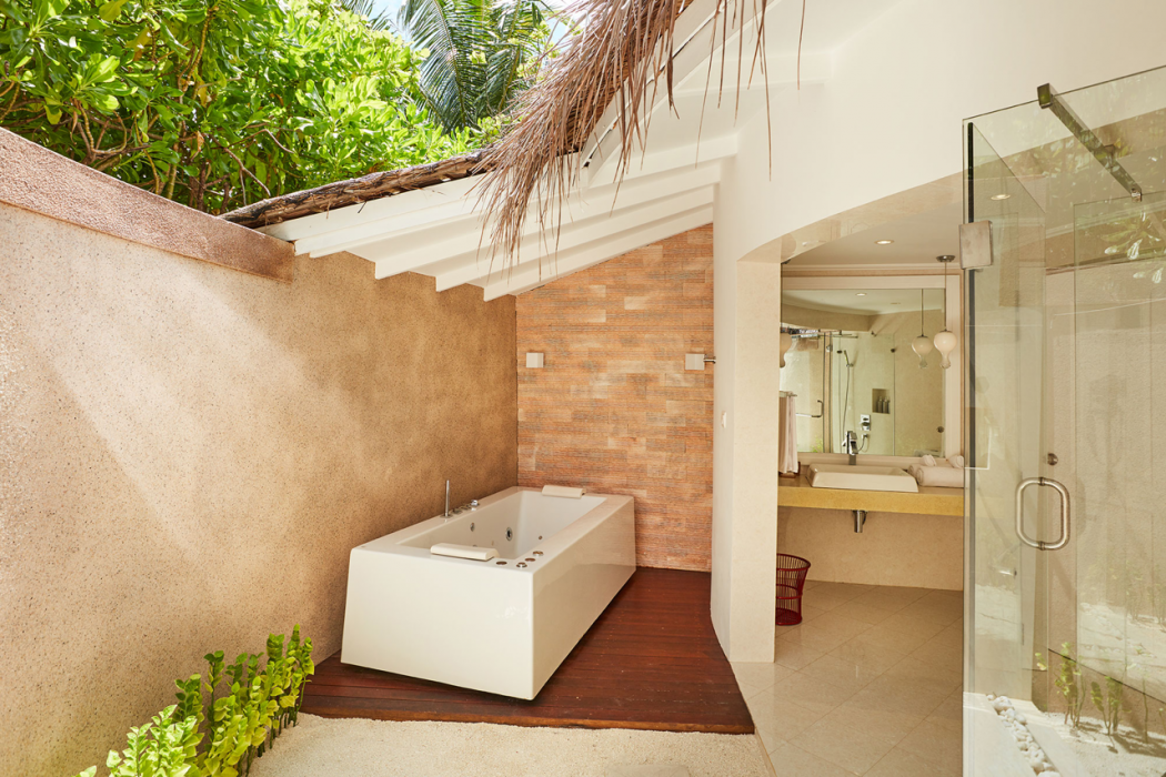 Sun Siyam Vilu Reef Maldives 7/10
