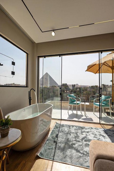 Palacio Pyramids Hotel 40/80