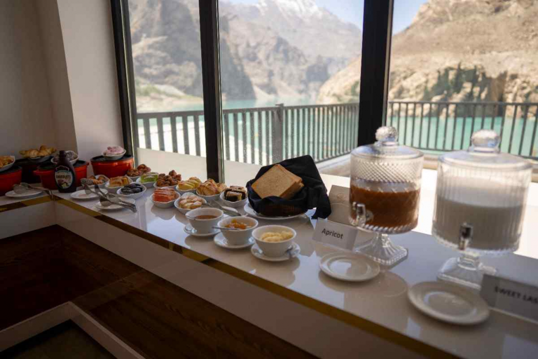 Lodges By Baron Hunza Attabad Lake 26/49