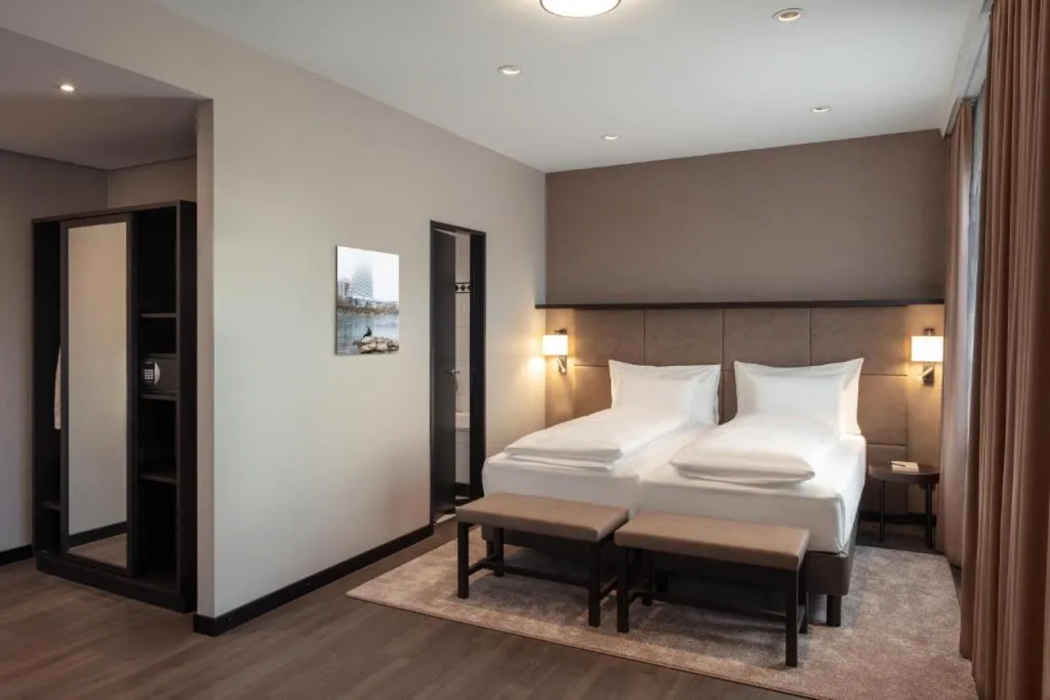 Hotel Victoria 13/62