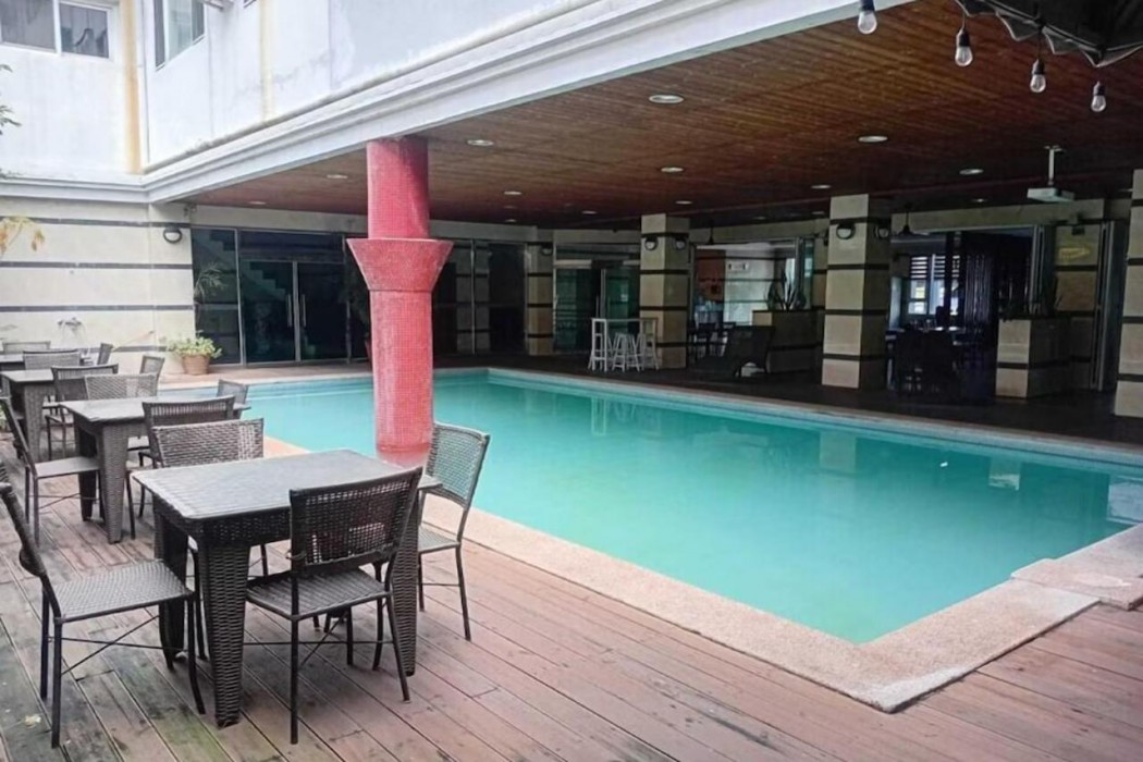 Townhouse Oak Vera Hotel Near Clark International Airport 31/57