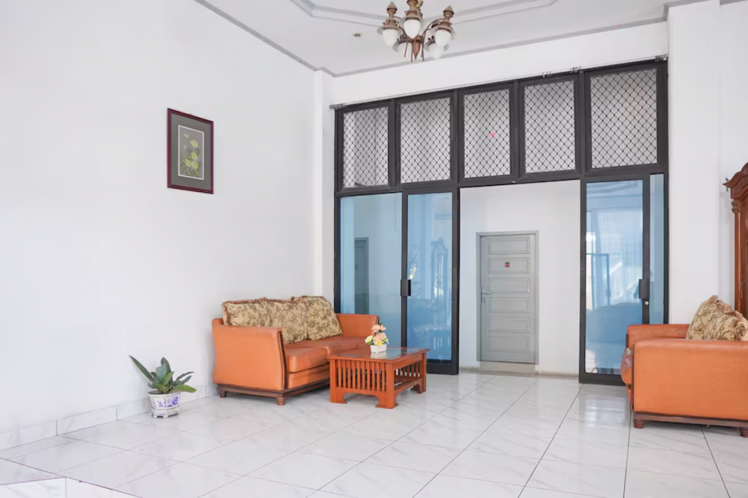 Collection O near Universitas Negeri Padang formerly Hotel Amra 41/49