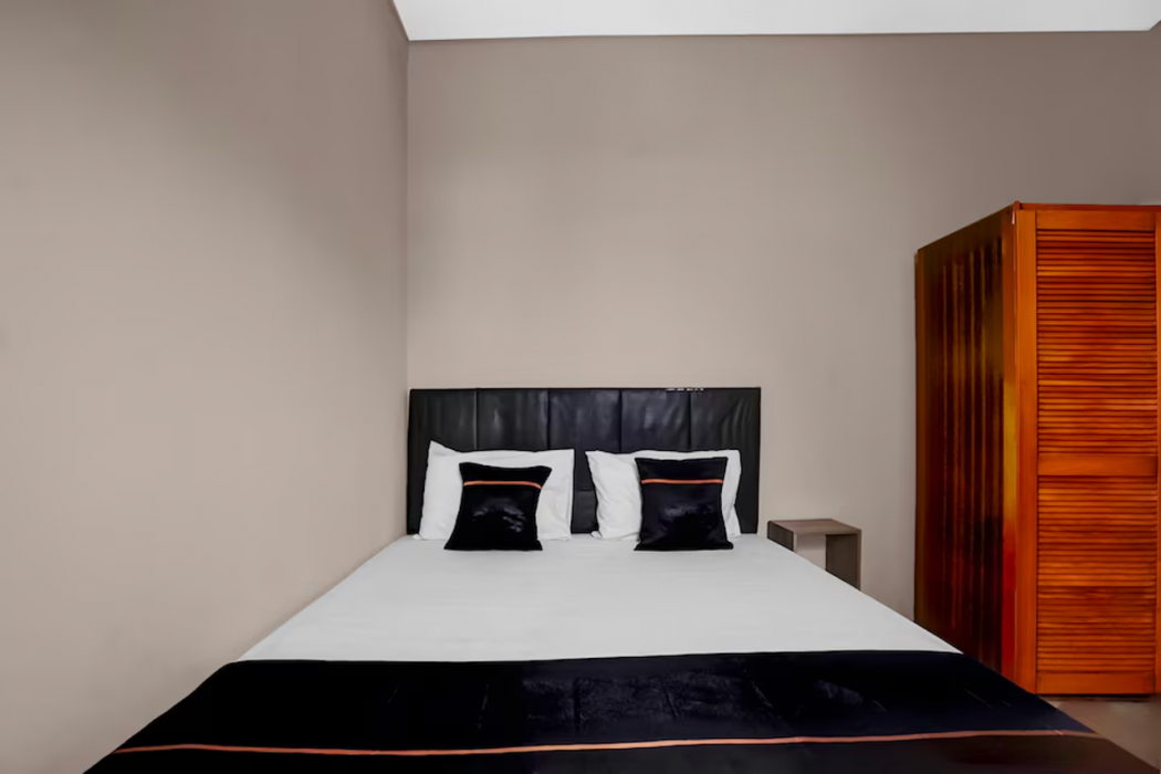 Hotel O near Ciputra World Surabaya formerly Darmo Residence 15/60