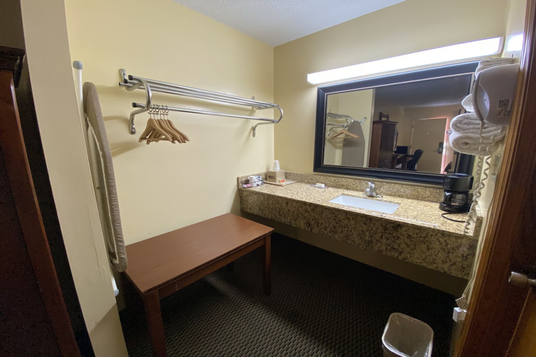 Rodeway Inn Baxley, GA 44/86