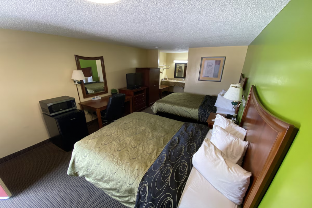 Rodeway Inn Baxley, GA 34/86