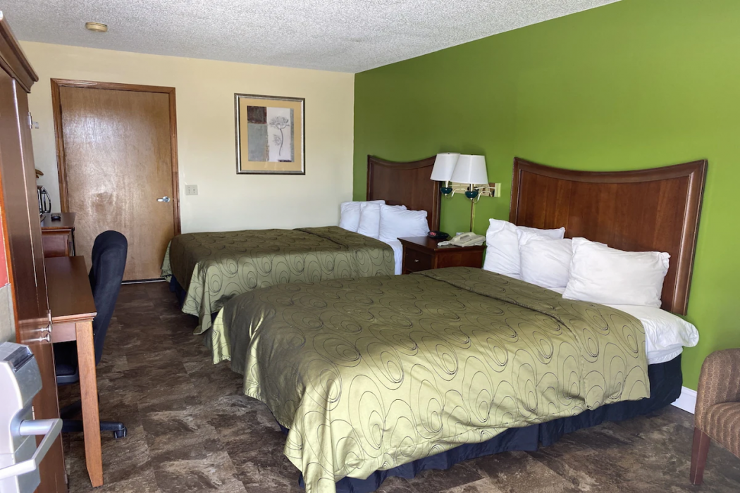 Rodeway Inn Baxley, GA 36/86