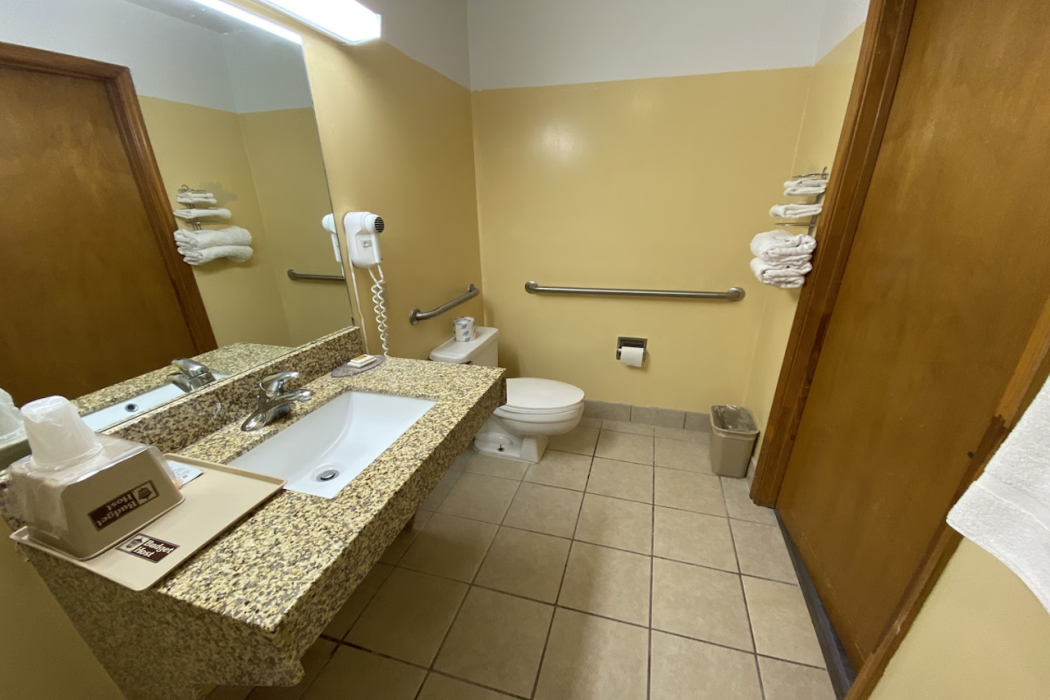 Rodeway Inn Baxley, GA 20/86