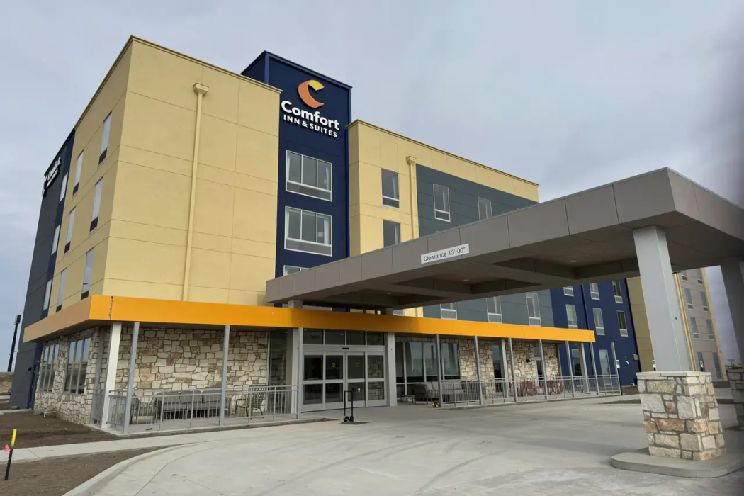 Comfort Inn & Suites Colby 3/22