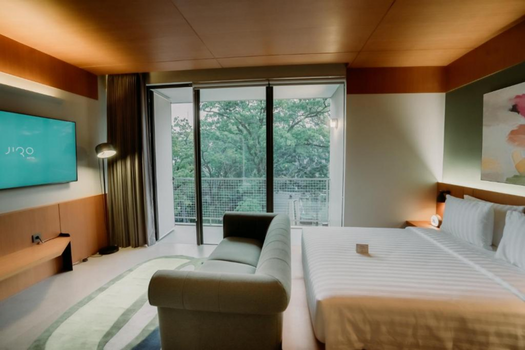 Jiro Hotel 17/50