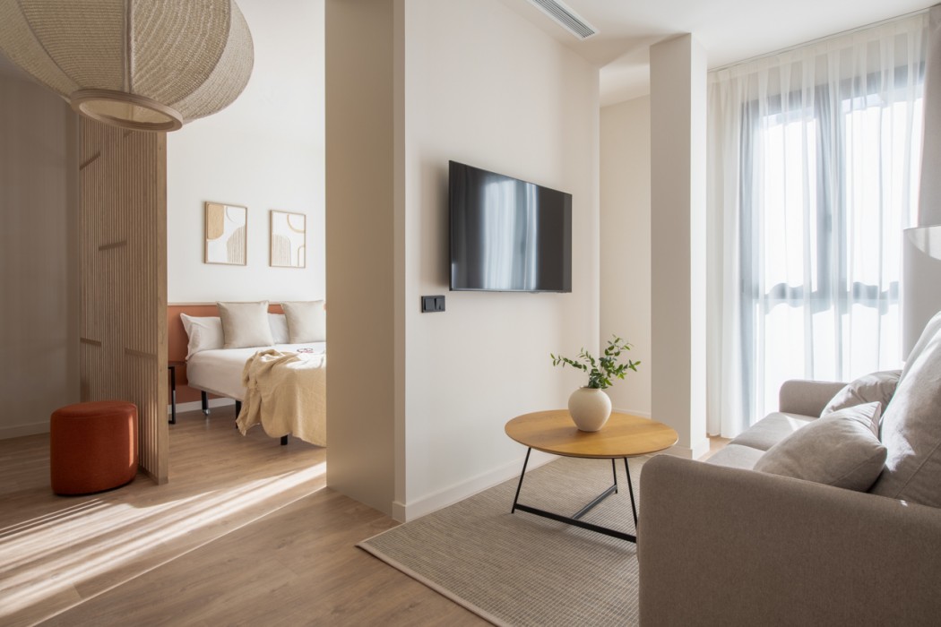 Libere Seville Plaza Nueva 18/68