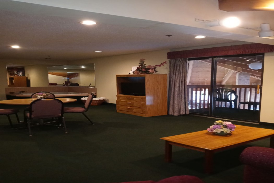Quality Inn New Martinsville, WV 15/65