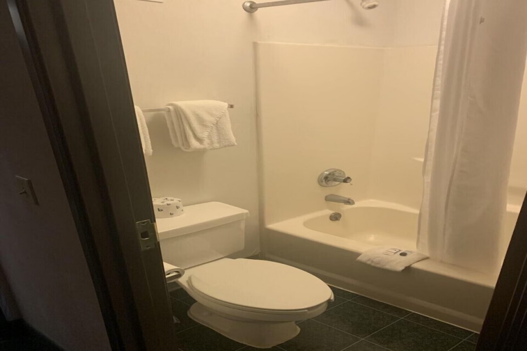 Quality Inn New Martinsville, WV 14/65
