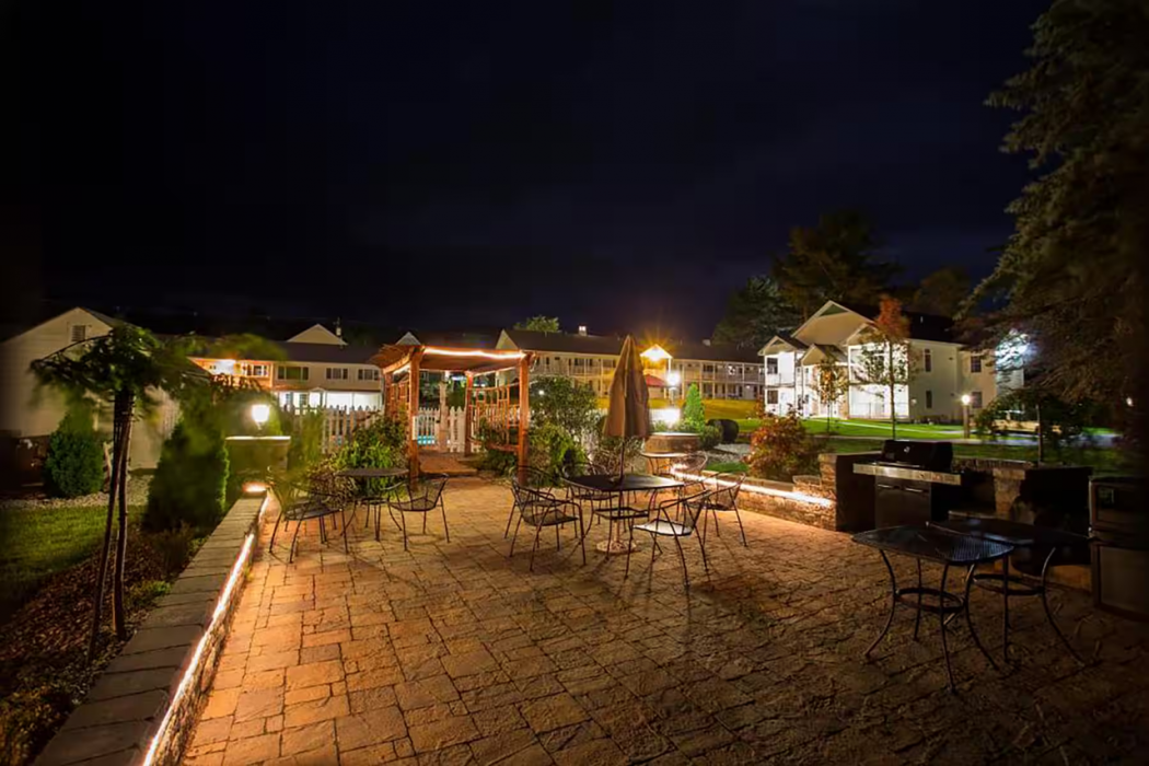 Golden Gables Inn Dazzler Select by Wyndham 26/60