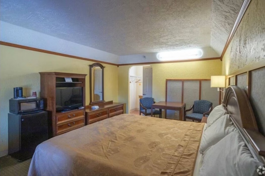 Econo Lodge Canadian, TX 9/22