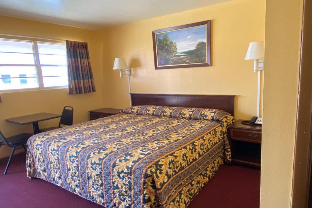 Rodeway Inn Post, TX 16/52