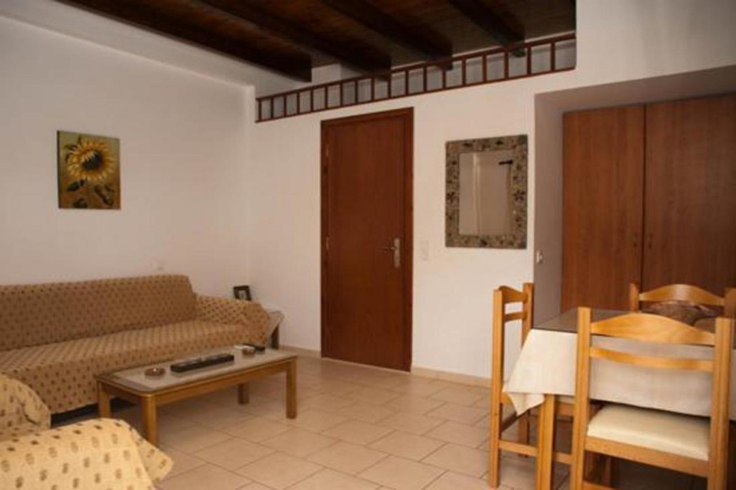 Sunny rooms and apartments 17/22