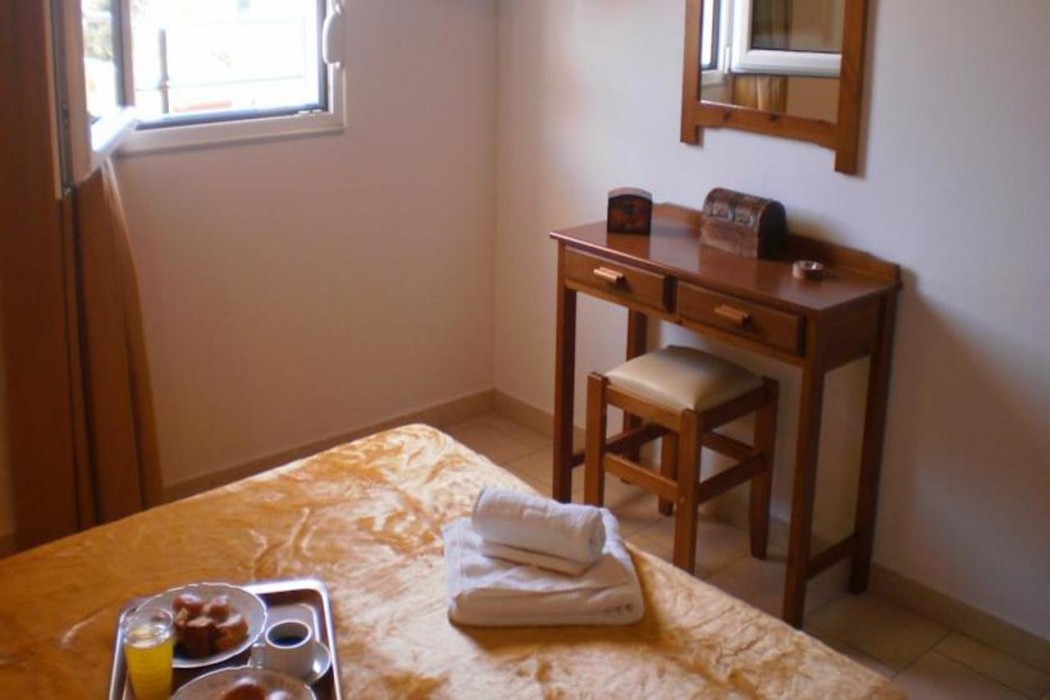 Sunny rooms and apartments 19/22