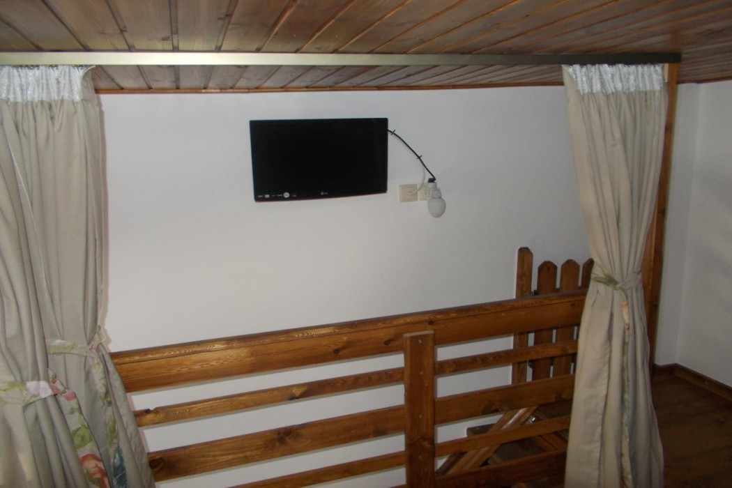 Sunny rooms and apartments 10/22