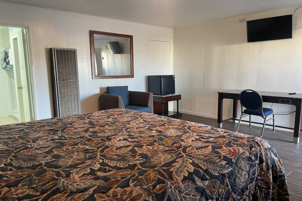 Oak Motel Modesto CA 14/29