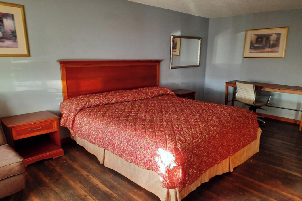 HiWay Inn Express Elk City Route 66 10/49