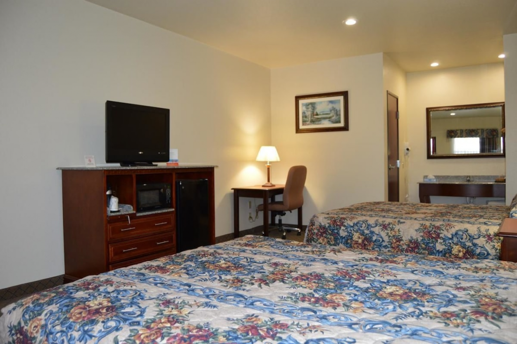 HiWay Inn Express Kiowa Hwy 69 10/55