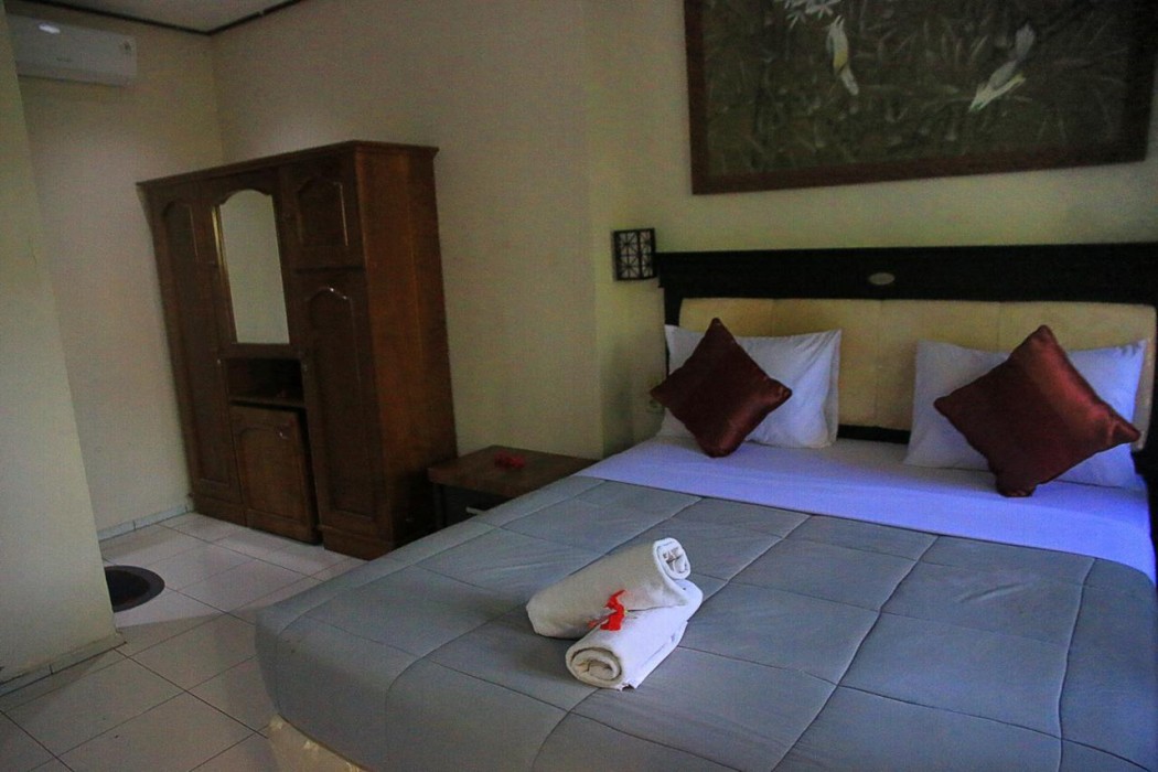 Dewa Bharata Bungalow Legian 10/20