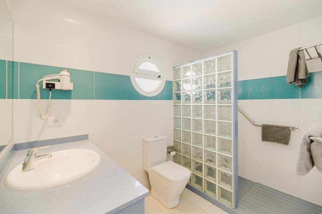Corona Mar Apartments - Select Adults PLUS 16 6/30