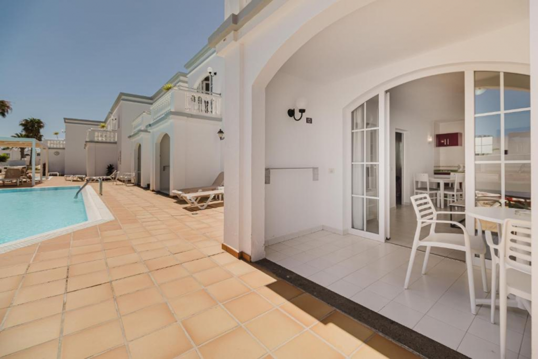 Corona Mar Apartments - Select Adults PLUS 16 16/30