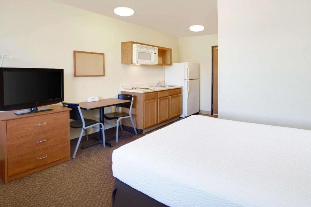 WoodSpring Suites Baton Rouge Airport 14/65