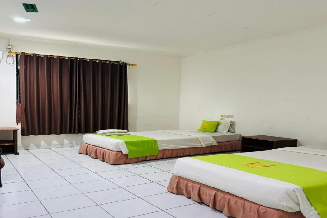 Hotel Huswah 10/40