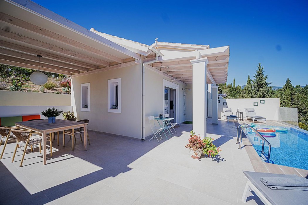 Giardinia Holiday Homes 25/28
